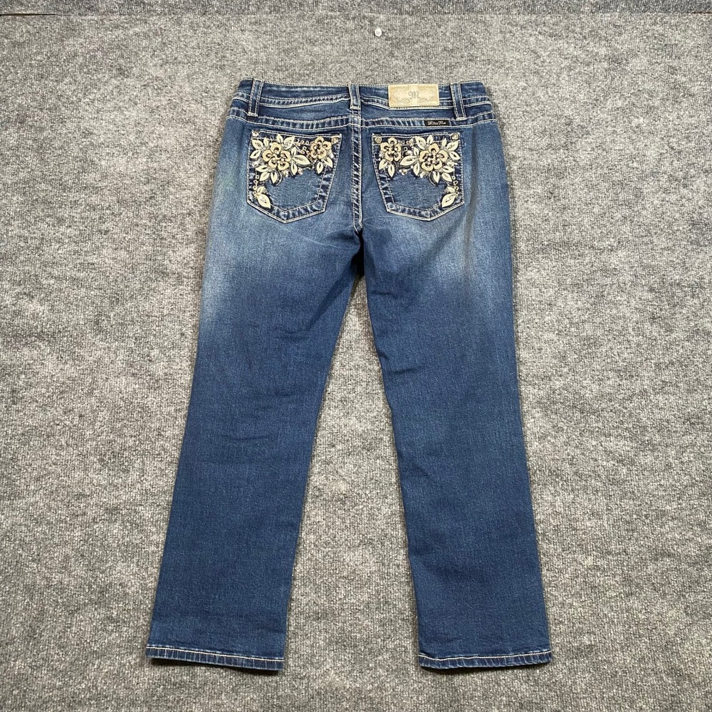 Miss Me Women M3319P Floral Embroidered Sequin Capri Jeans Medium Wash Size 30